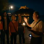 Come partecipare a una visita guidata notturna durante un evento sull’isola? Le storie che emergono solo dopo il tramonto